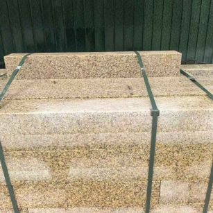 长治 黄金麻花岗岩石材机切面栏杆料半成品