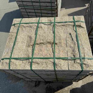 长治 黄金麻花岗岩石材自然面蘑菇石成品