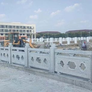 长治 白麻花岗岩荔枝面河道栏杆