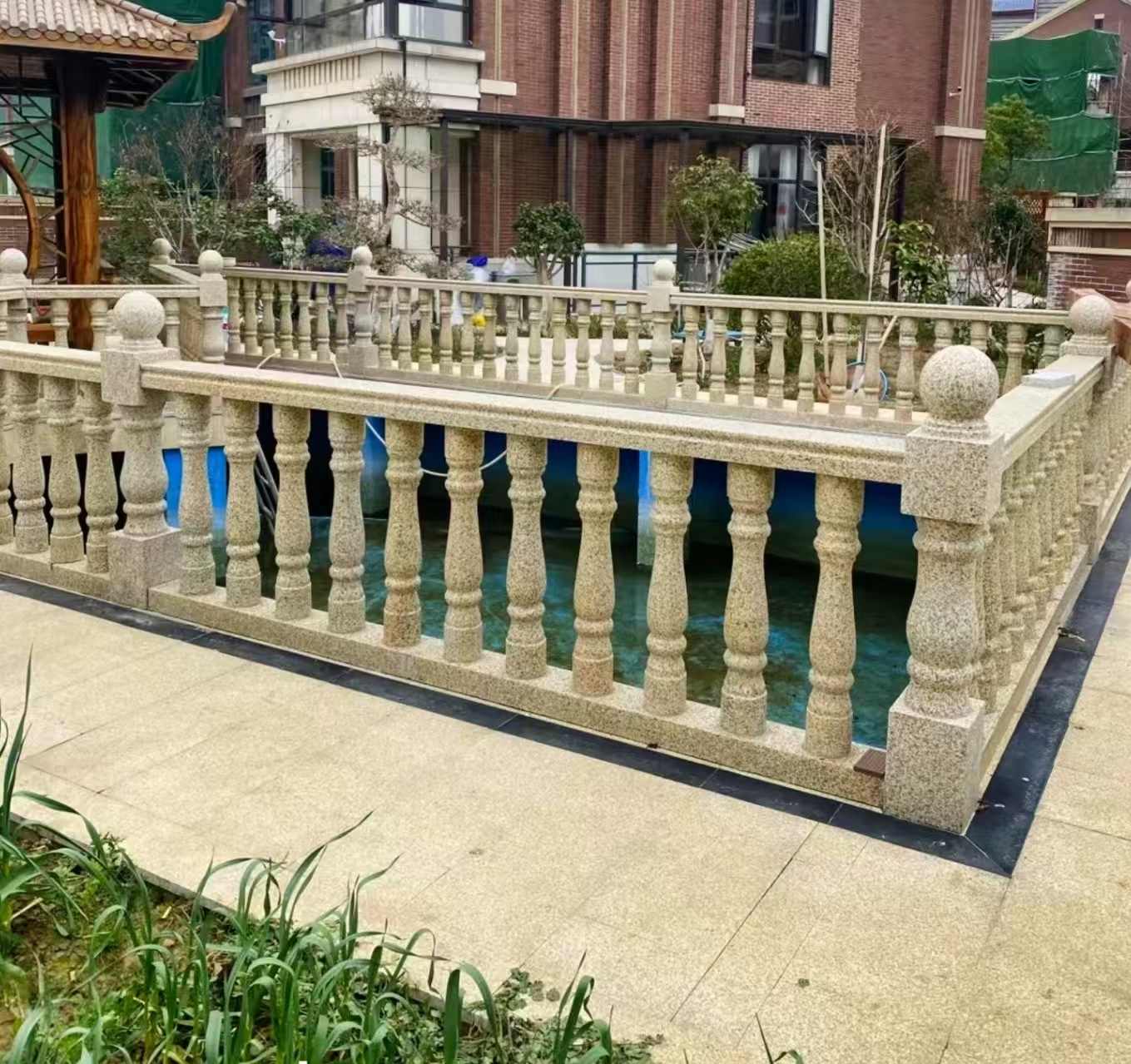 长治黄金麻花岗岩石材栏杆，扶手，将军柱，花瓶柱