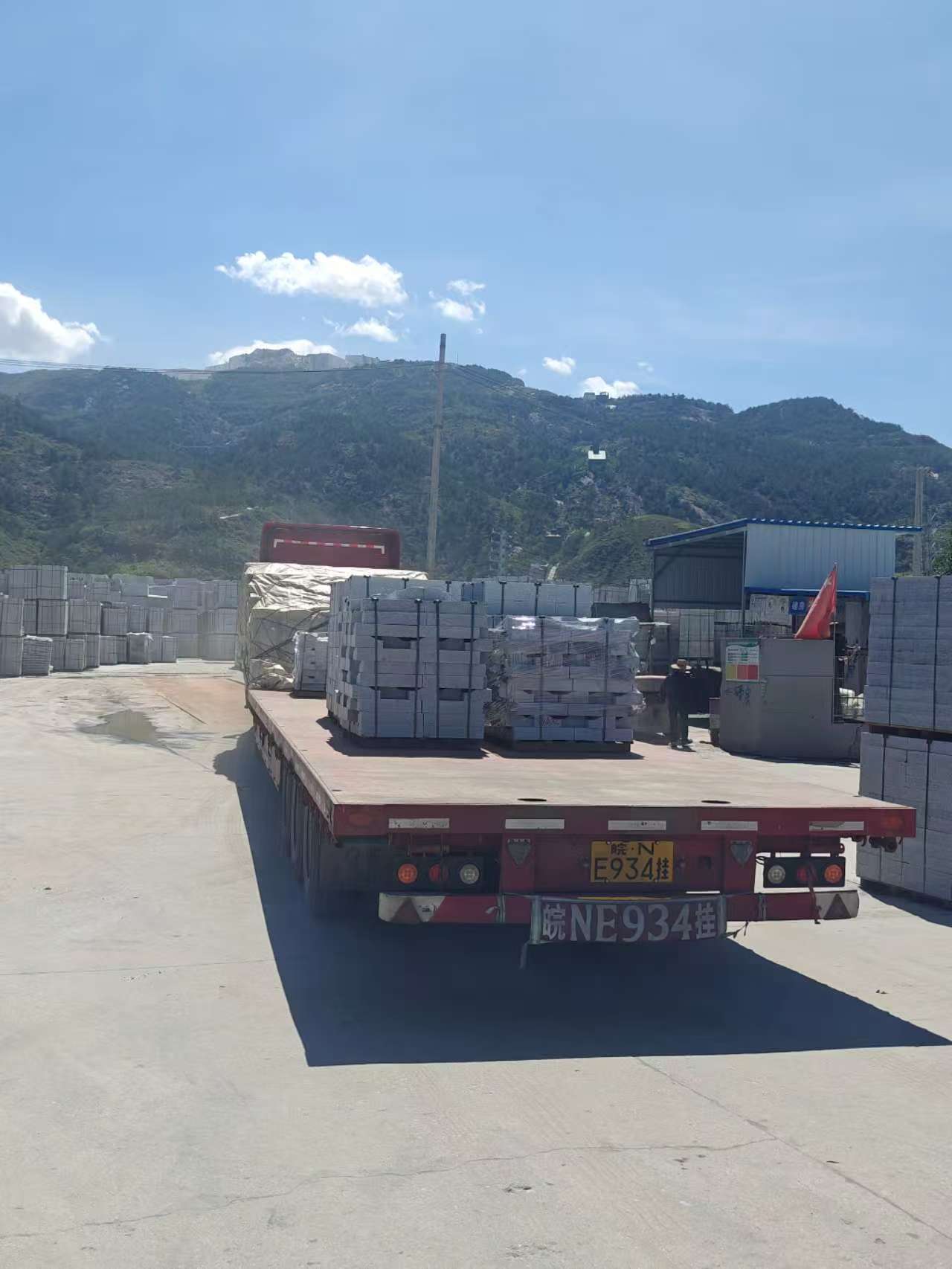 长治 芝麻白仿形路沿石，直形路沿石