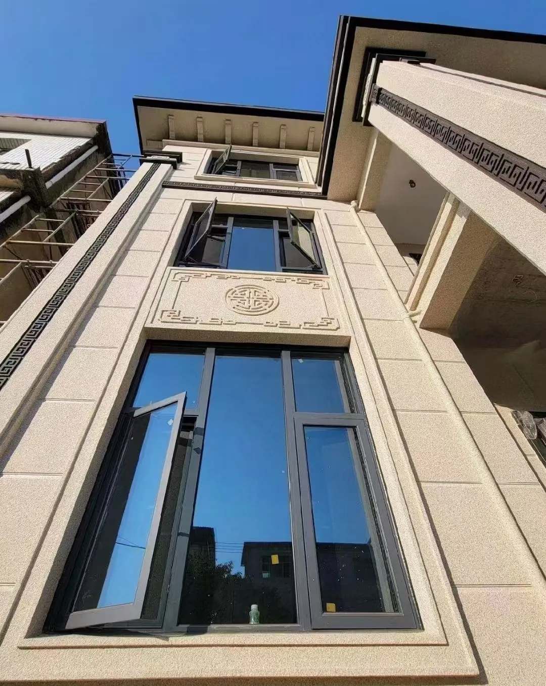 长治 黄金麻荔枝面别墅外墙干挂效果展示