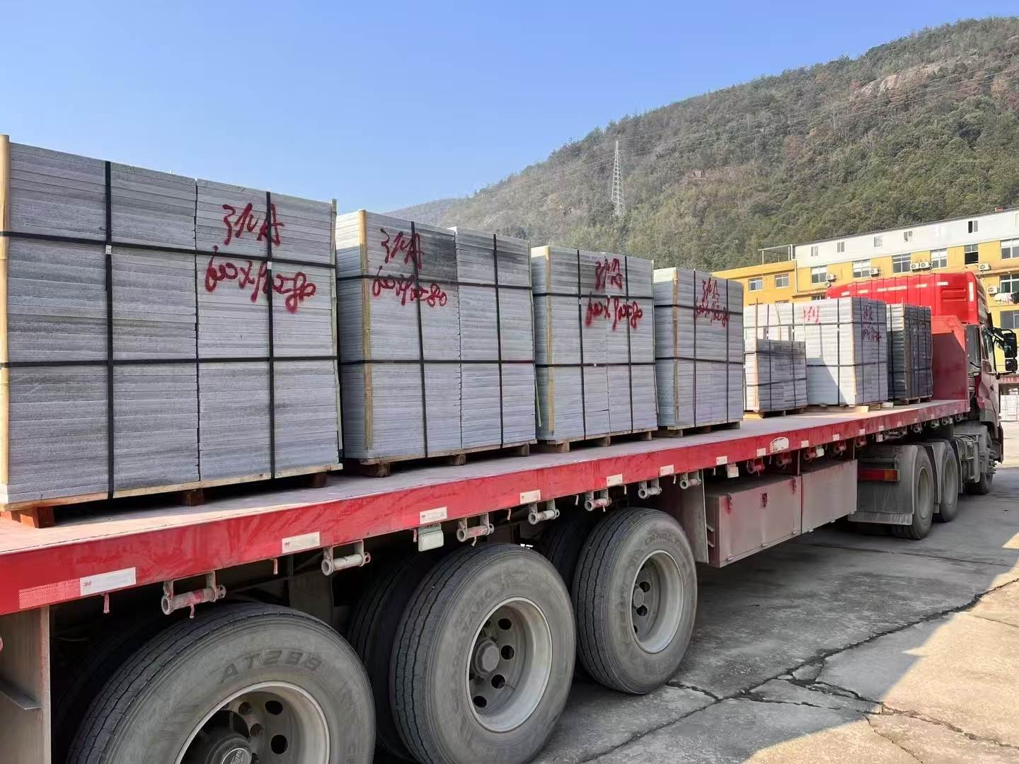 长治 芝麻灰地铺石出货日常