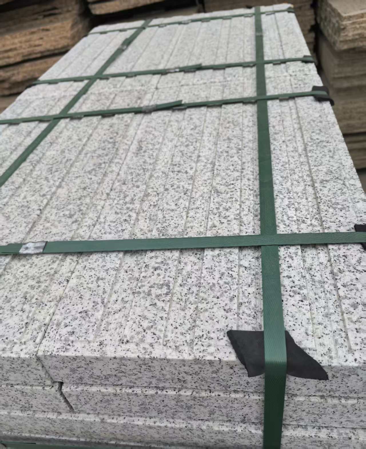 长治 白麻花岗岩直行盲道石，盲条，地铺石