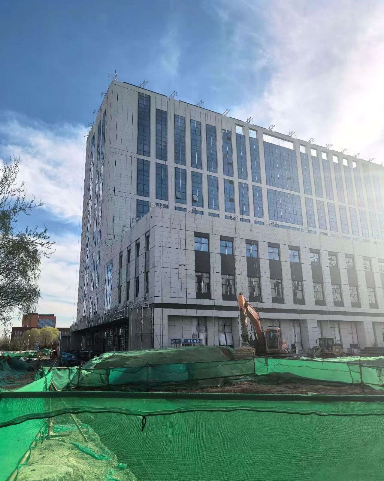 长治 白麻花岗岩石材外墙干挂