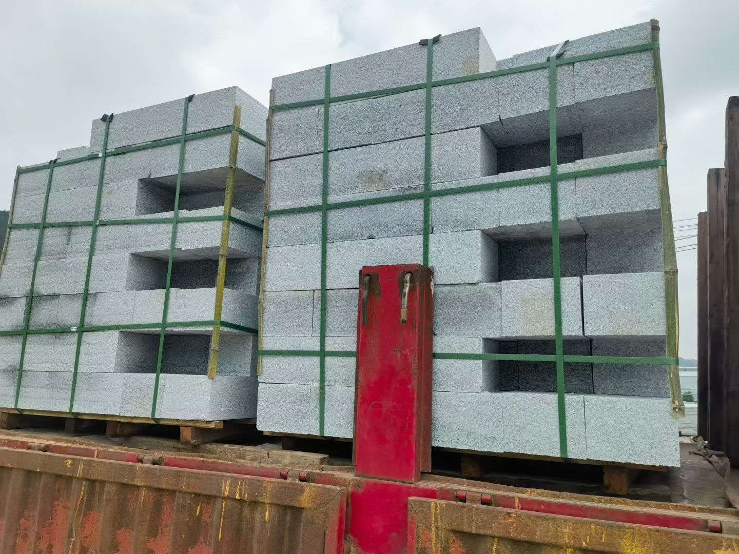 长治 芝麻白花岗岩路沿石，平石，路侧石，马路牙子，路缘石，立缘石，平缘石等