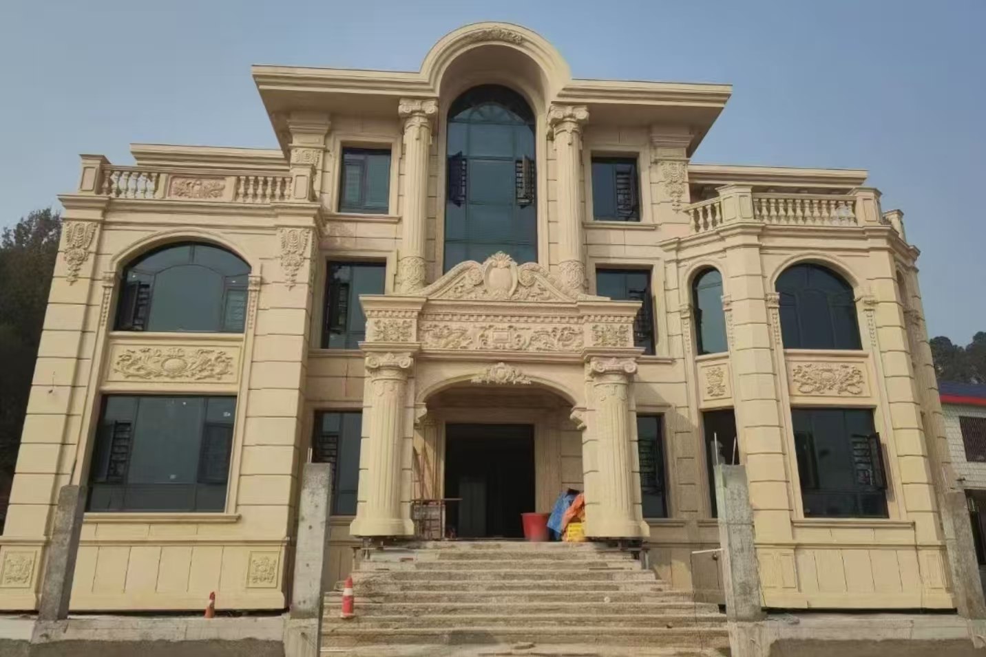 长治 黄金麻花岗岩别墅外墙干挂