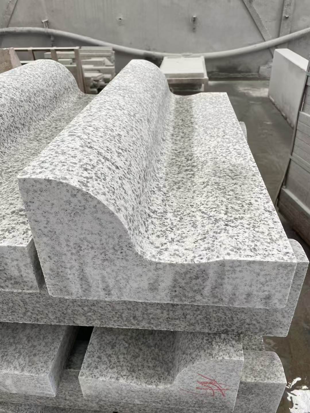 长治 白麻花岗岩S型路沿石，路侧石，马路牙子等